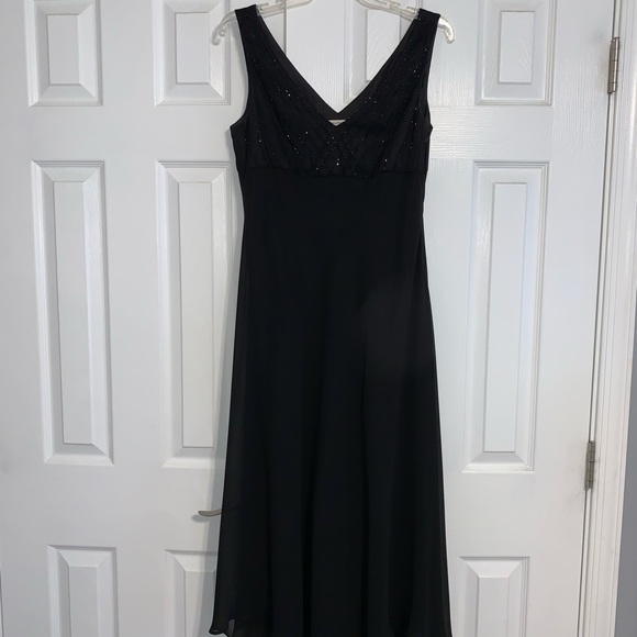 powder blue midi dress Elise Plunge-Neck With Drop-Waist – Club L Htwon Womens Formal Dress Size:X Small [ 25-26 in ] Black Outfits